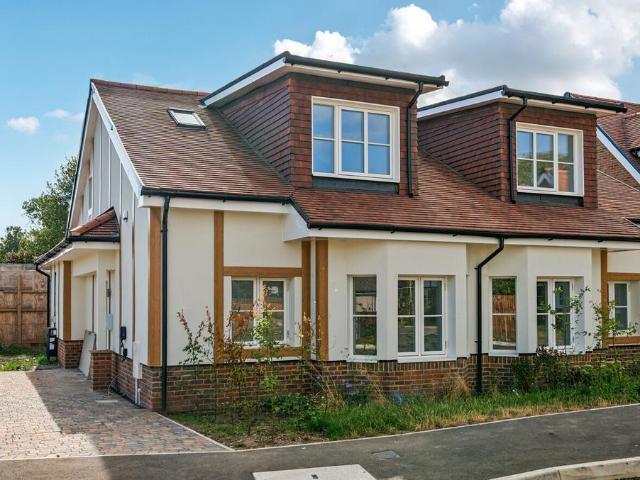 House for sale in Crofton, Greater London