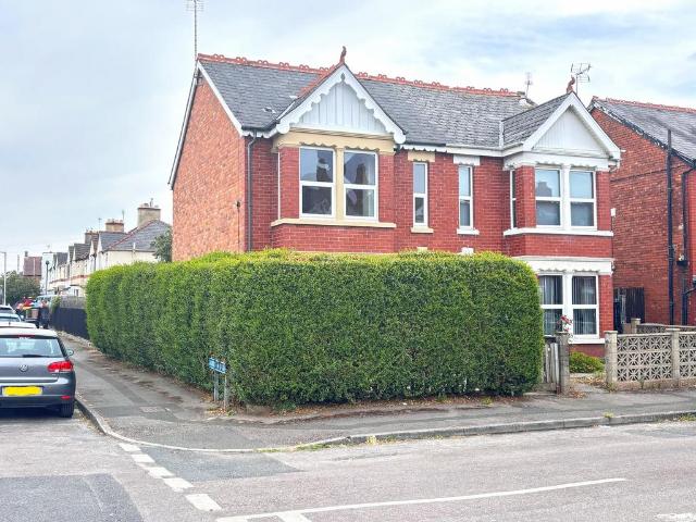House for sale in Gloucester, Gloucestershire