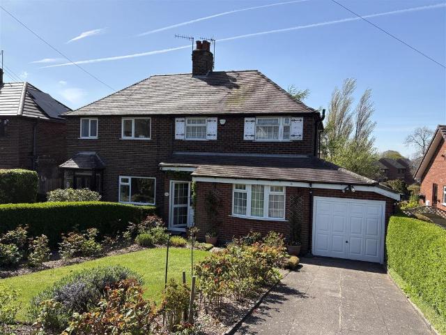 House for sale in Kingsley Moor, Staffordshire