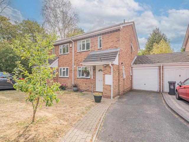 House for sale in Monkspath, West Midlands