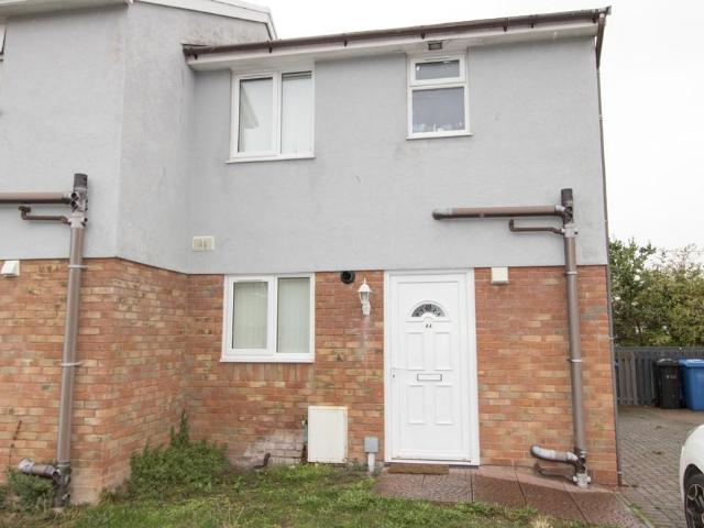 House for sale in Rhyl, Wales