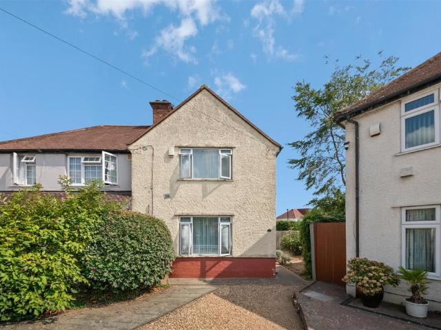 House for sale in London Borough of Hounslow, Greater London