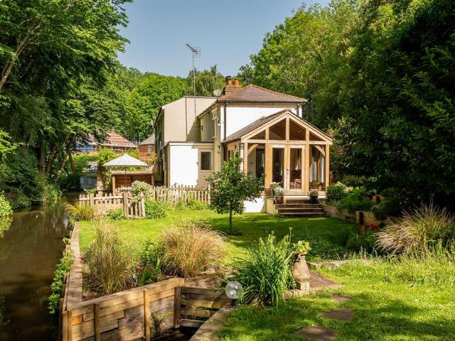 House for sale in Lemsford, Fretherne