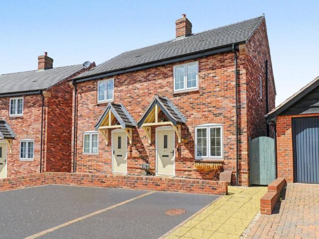 House for sale in Fair Oak and Horton Heath, Helford