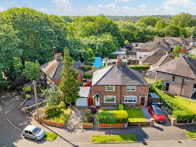 House for sale in Castle, Leftwich