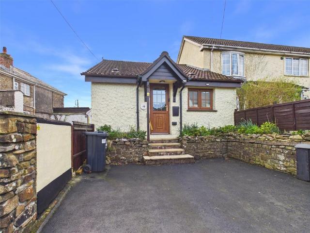House for sale in Kilkhampton, Cornwall