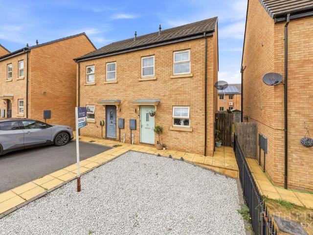 House for sale in Woodlands, South Yorkshire