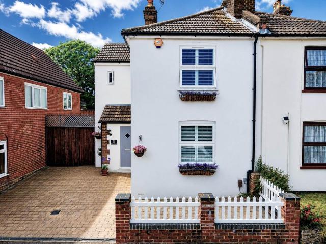 House for sale in Shenley, Hertfordshire