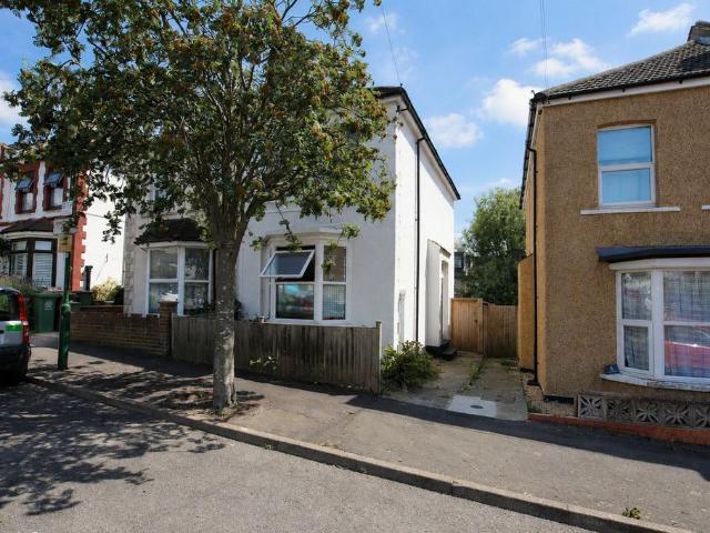 House for sale in Greater London