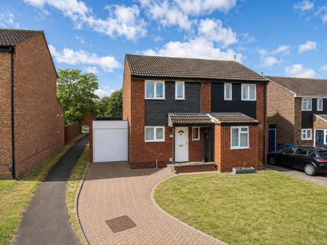House for sale in Haydon Hill, Aylesbury
