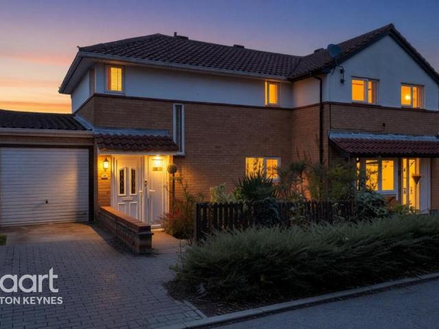 House for sale in Downhead Park, Milton Keynes