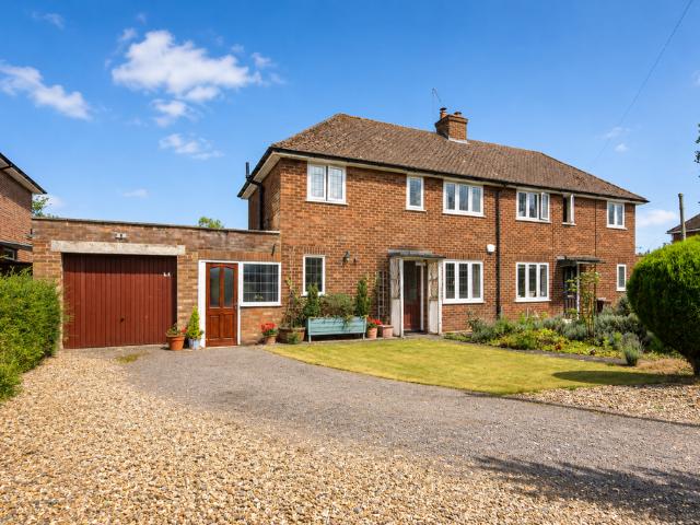 House for sale in Five Acres, Hertfordshire