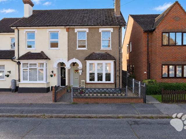 House for sale in Stanford-le-Hope, Essex