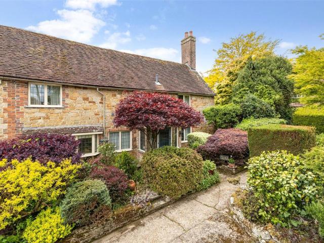 House for sale in Littlecote, West Sussex