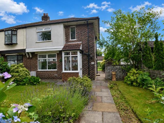House for sale in Trafford Park, Greater Manchester