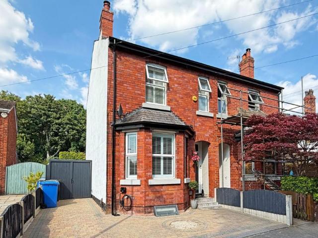 House for sale in Broadheath, Trafford Park