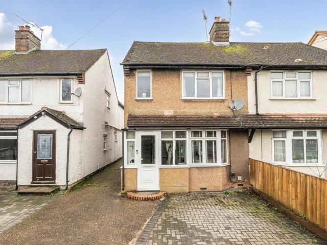 House for sale in Batchworth, Hertfordshire
