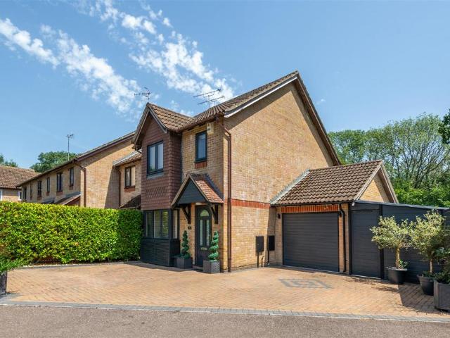 House for sale in Glynde, West Sussex