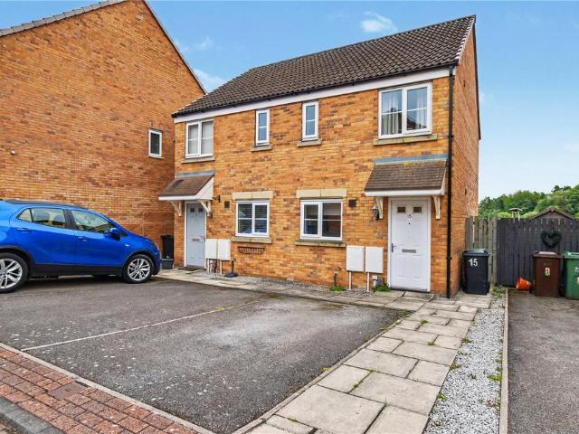 House for sale in Churwell, West Yorkshire