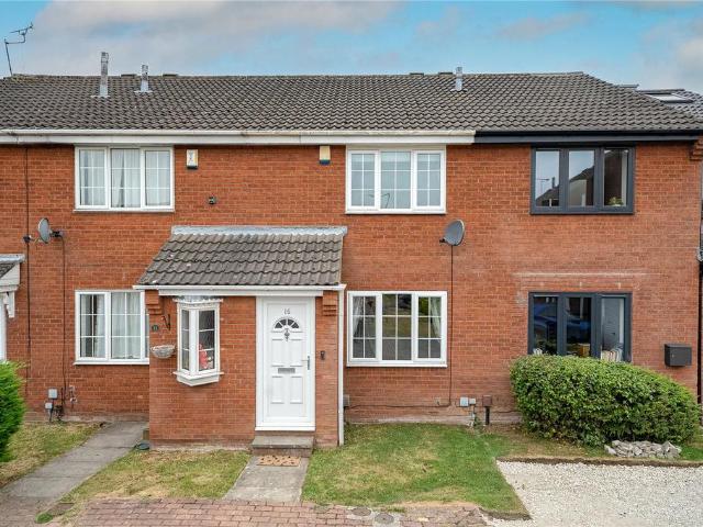 House for sale in Roundhay, West Yorkshire