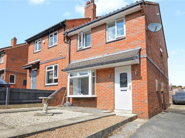 House for sale in Little Preston, West Yorkshire
