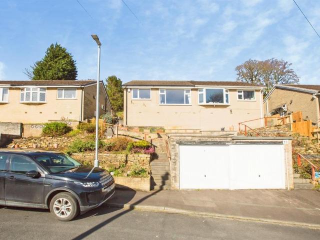 House for sale in Sowerby Bridge, Calderdale