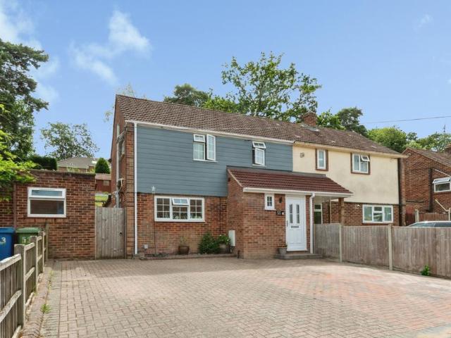 House for sale in Little Sandhurst