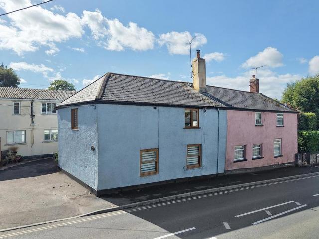 House for sale in Kenton, Teignbridge