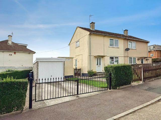 House for sale in Nether Hall, Leicester
