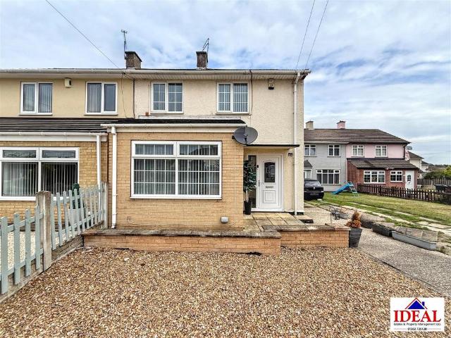 House for sale in Thurnscoe, South Yorkshire