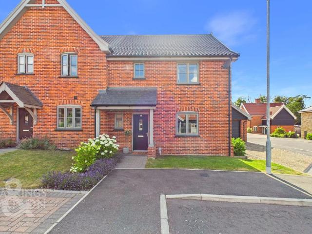 House for sale in Bedingfield, Suffolk