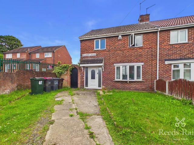 House for sale in Thrybergh, South Yorkshire