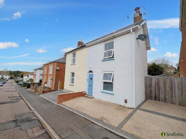 House for sale in Binstead, Ryde