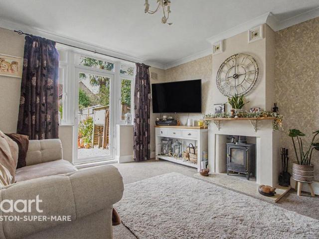 House for sale in Flowerdown Park, Locking