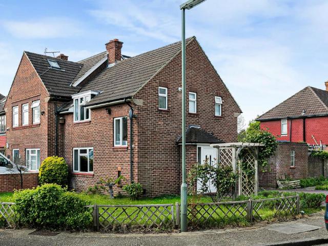 House for sale in Staines, Surrey