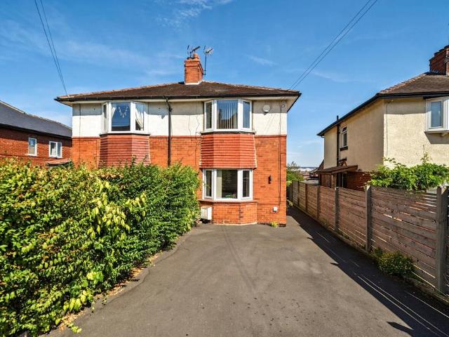 House for sale in Harrogate, North Yorkshire