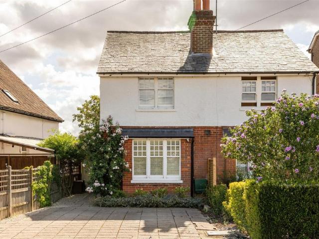House for sale in Red Hill, Surrey
