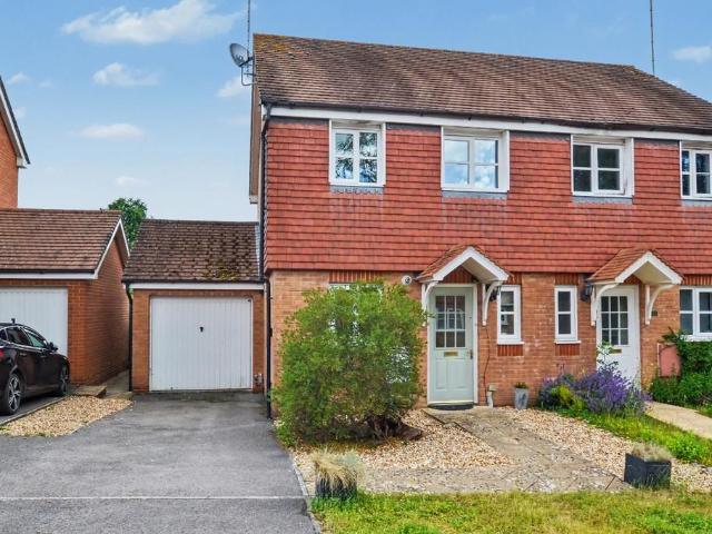 House for sale in Littlecote, West Sussex