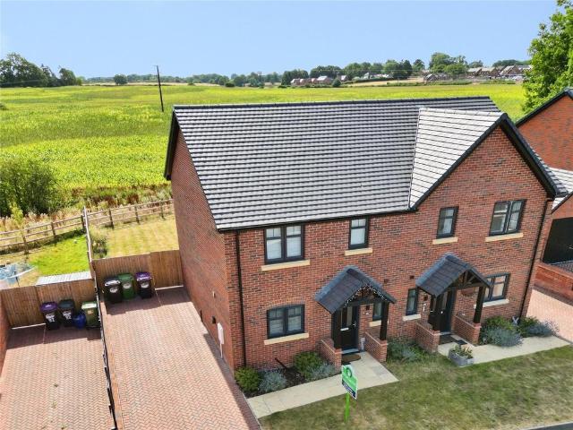 House for sale in Gobowen, Shropshire