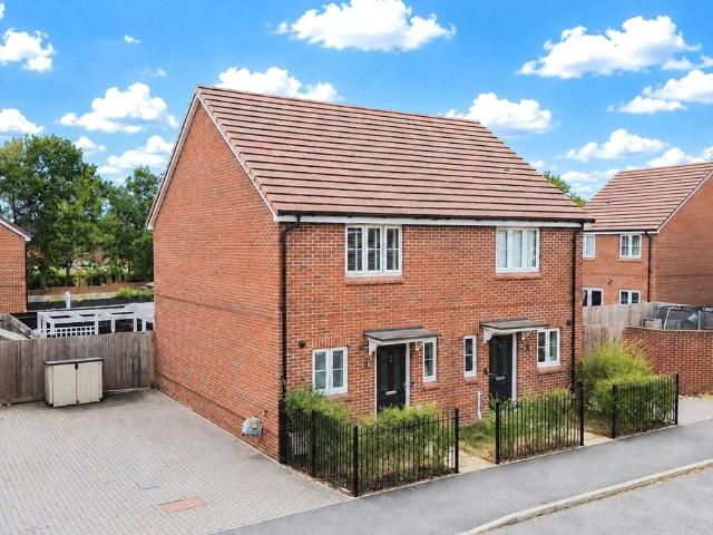 House for sale in Tadley, Priest Down