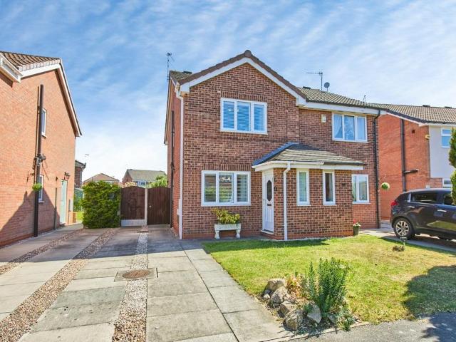 House for sale in Caldermill, East Midlands