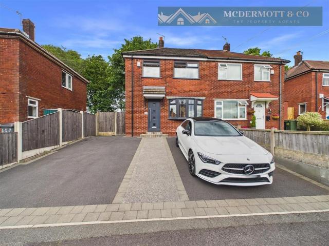 House for sale in Woodhouses, Pendock