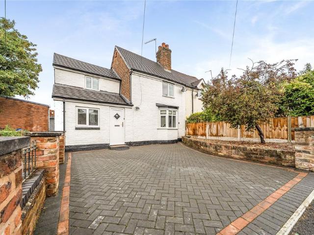 House for sale in Stourbridge, West Midlands