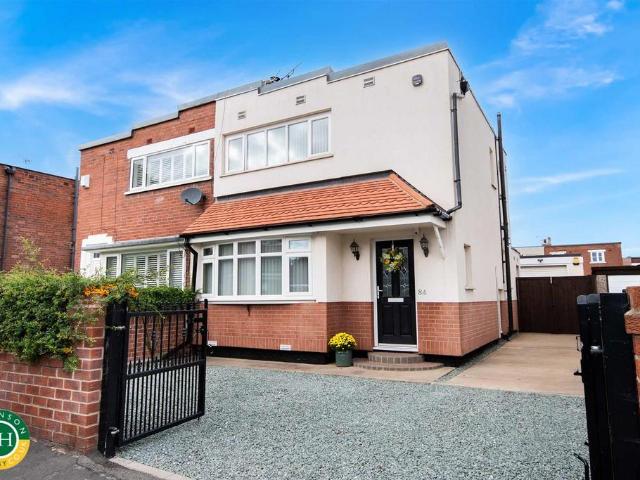 House for sale in Scawsby, Doncaster