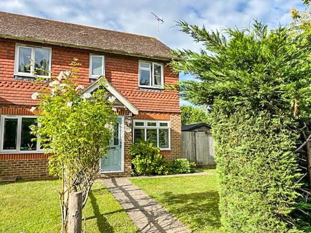 House for sale in Salehurst and Robertsbridge, Heathlands