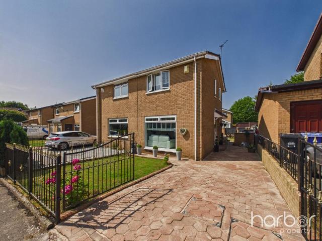 House for sale in Tollcross, Scotland