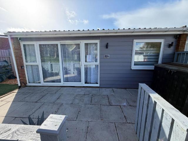 House for sale in Caeathro, Wales