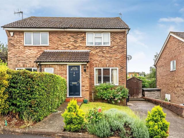 House for sale in Pachesham Park, Surrey