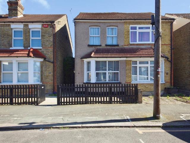 House for sale in Greater London