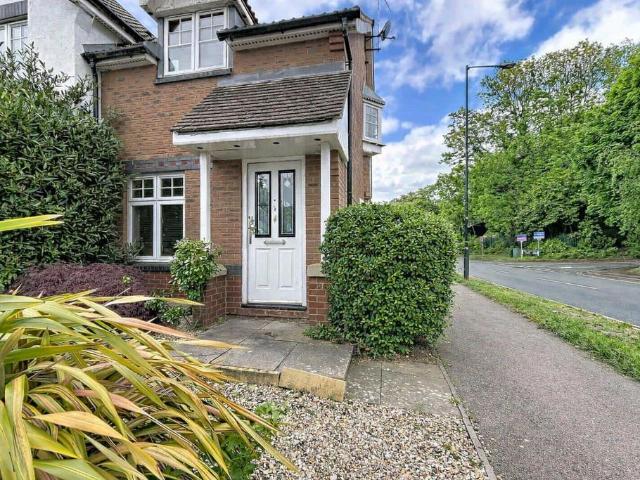 House for sale in Mill End, Green Close